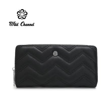 Load image into Gallery viewer, Women&#39;s Quilted RFID Long Purse